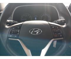 Hyundai Tucson 1,6 T-GDI MT Trikolor Traveler rezervace - 10