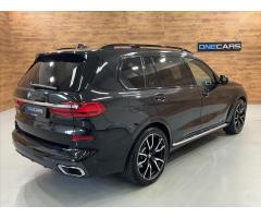 BMW X7 40i M SPORT 7 MÍST TV HUD - 3