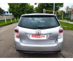 Toyota Verso 1,6 D-4D Style - 6