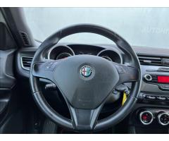 Alfa Romeo Giulietta 1.4 Turbo Distinctive - 16