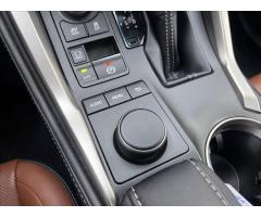 Lexus NX 300 h 4WD Prestige Plus Safety,ČR, - 26