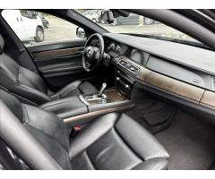 BMW Řada 7 3,0 730d - MPAKET - HEZKÝ STAV - 19