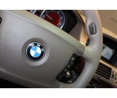 BMW Řada 7 730d*Face*Kůže*170kW*Bi-Xenon* - 28