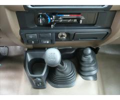 Toyota Land Cruiser 4,0 V6 5M/T  GRJ 78 - 18