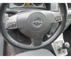 Opel Astra 1,9 CDTI  TAŽNÉ ZAŘÍZENÍ - 15