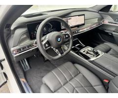 BMW Řada 7 740d xDrive Sedan - 5