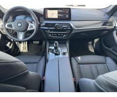 BMW Řada 5 540d xDrive Touring - 8