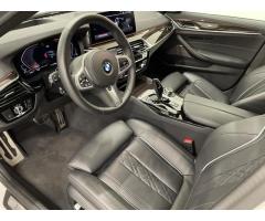 BMW Řada 5 540i xDrive Touring - 6