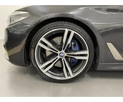 BMW Řada 5 M550d xDrive Touring - 13