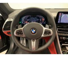 BMW Řada 8 840i Coupe - 12