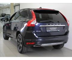 Volvo XC60 2,4 D4 AWD AT Edition Luxury - 3