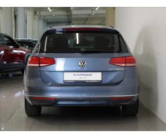 Volkswagen Passat 2,0 TDi DSG Comfortline KAMERA - 4