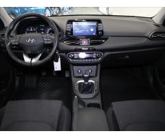 Hyundai i30 1,6 CRDi Smart KAM. 134tkm. - 8