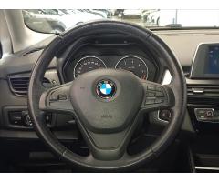 BMW Řada 2 2,0 218d AT Záruka 2.maj. - 9