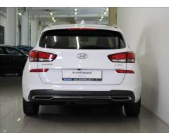 Hyundai i30 1,6 CRDi Smart KAM. 150tkm. - 4