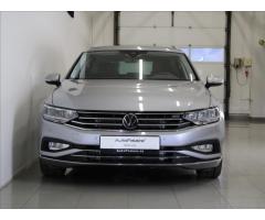 Volkswagen Passat 2,0 TDi DSG Eleg.2023 Nový vůz! - 2