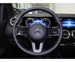 Mercedes-Benz GLA 2,0 250 4MATIC Panorama DPH - 9