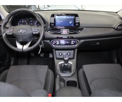 Hyundai i30 1,6 CRDi Smart KAM. 132tkm. - 8