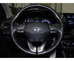 Hyundai i30 1,6 CRDi Smart KAM. 122tkm. - 9