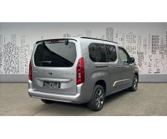 Toyota ProAce 1,5 8AT Long 5D - Family 7S  City Verso - 3
