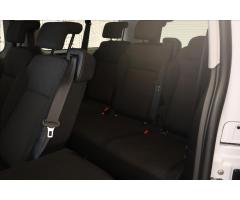 Toyota ProAce 2,0 D 180 8AT L2 5D FAMILY - 26