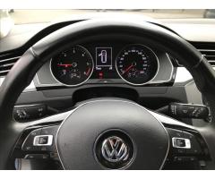 Volkswagen Passat Variant 2,0 TDI BMT 4MOTION - 11