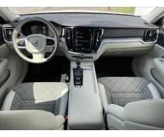 Volvo V60 2,0 T4 A8 Drive-E Momentum Pro - 6