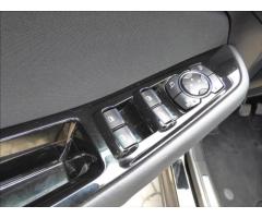 Ford S-MAX 2,0 EcoBlue,LED,7 míst,140kW,model 2019  Titanium - 13