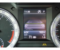 Škoda Octavia 2,0 TDI DSG,LED,Navi,Digi Klima,serviska - 18