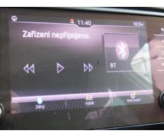 Škoda Octavia 2,0 TDI DSG,LED,Navi,Digi Klima,serviska - 24