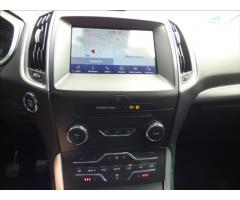 Ford S-MAX 2,0 TDCi,LED,Panorama,Navi,serviska  Titanium - 26