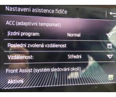 Škoda Octavia 2,0 TDI DSG,LED,Navi,Digi Klima,serviska - 31