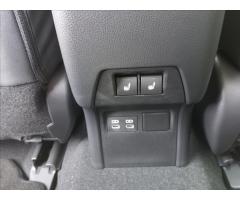 Toyota Prius 2,0 Plug-in Hybrid 223k  Executive - 13