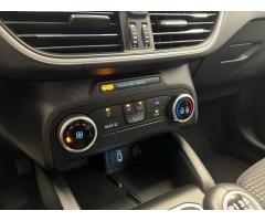 Ford Focus 1,5 EcoBlue CarPlay NAVI - 16