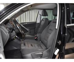 Volkswagen Tiguan 2,0 TDI 4Motion Výhřev sedadel - 8