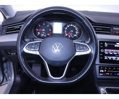 Volkswagen Passat 2,0 TDI LED Kessy Navi DPH - 17