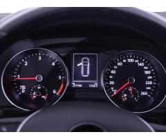 Volkswagen Passat 2,0 TDI 110kW Comfort LED - 19
