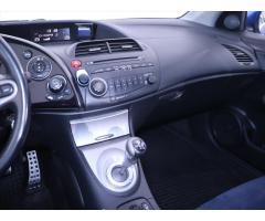 Honda Civic 1,8 i-Vtec Aut. CZ Executive - 24