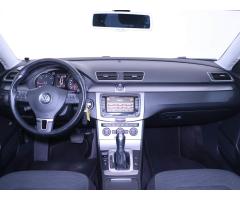 Volkswagen Passat 1,6 TDI 77kW DSG Navigace - 30