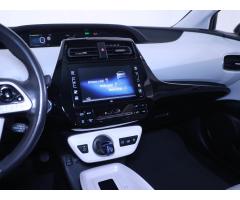 Toyota Prius 1,8 VVT-i Plug-in Executive e-CVT - 24