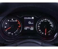 Audi Q2 1,5 TFSI S-line Aut. CZ DPH - 21