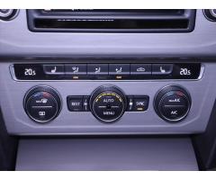 Volkswagen Passat 2,0 TDI 110kW DSG Aut.klima - 31