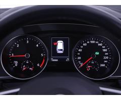 Volkswagen Passat 2,0 TDI DSG LED Navi DPH - 21