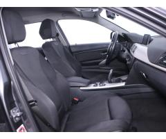 BMW Řada 3 3,0 330d xDrive Aut. Sport 1.Maj - 15
