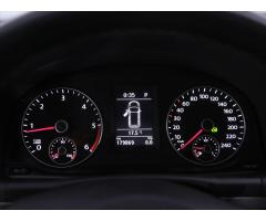 Volkswagen Touran 2,0 TDI DSG Life Panorama - 16