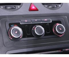 Volkswagen Caddy 1,6 TDI Klima 5-Míst 1.Maj - 17