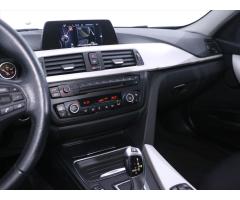BMW Řada 3 3,0 330d xDrive Aut. Sport 1.Maj - 25
