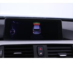BMW Řada 3 2,0 320d 135kW M-Paket Touring - 28