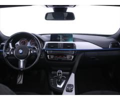 BMW Řada 3 2,0 330i xDrive M SPORT - 33