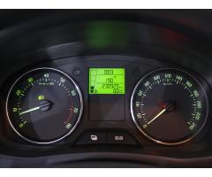 Škoda Fabia 1,2 TSI 63kW Ambiente Klima - 19
